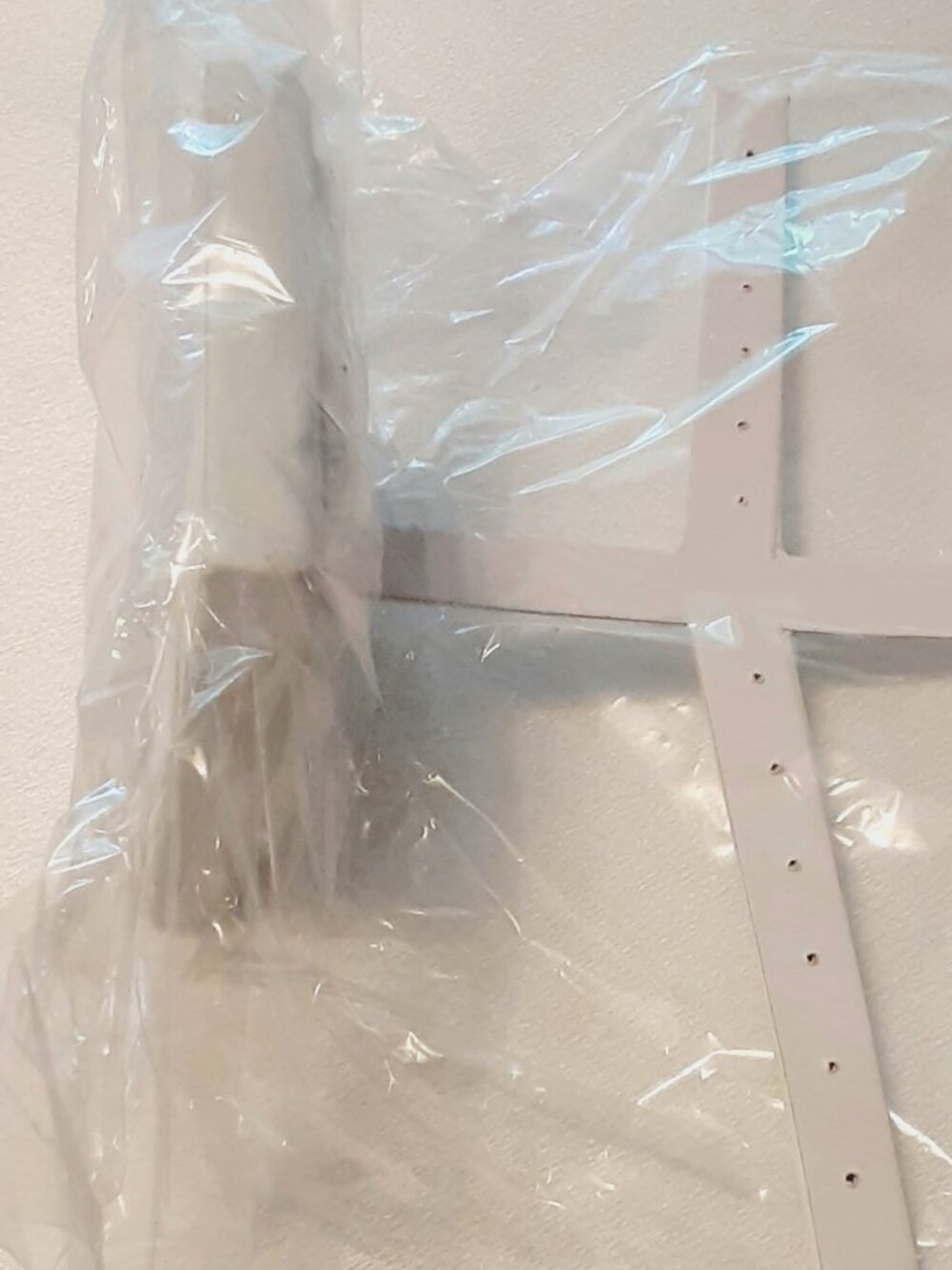 NEW whale tail white display organizer for pierced earrings - Picture 2 of 4